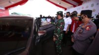 Kapolri dan Panglima TNI Apresiasi Vaksinasi ‘Drive Thru’ di Medan, Layak Jadi Percontohan