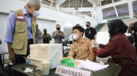 Anak-anak Antusias Ikut Vaksinasi: Biar Sehat!