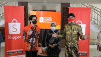 Resmikan Kampus UMKM Shopee, Ganjar: Problem UMKM di Jateng Adalah Pemasaran