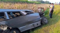 Mobil Diseruduk Kereta, 1 Orang Meninggal