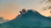 Merapi Luncurkan Awan Panas Guguran Sejauh 1.400 Meter