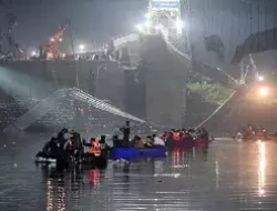 Jembatan Gantung Morbi Putus, Ratusan Warga Bergelantungan dan Jatuh ke Sungai