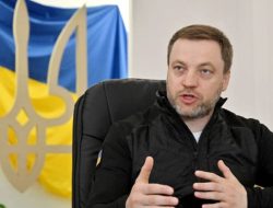 Ukraina Berduka, Menteri Dalam Negeri Tewas Saat Menuju Medan Perang di Kyiv